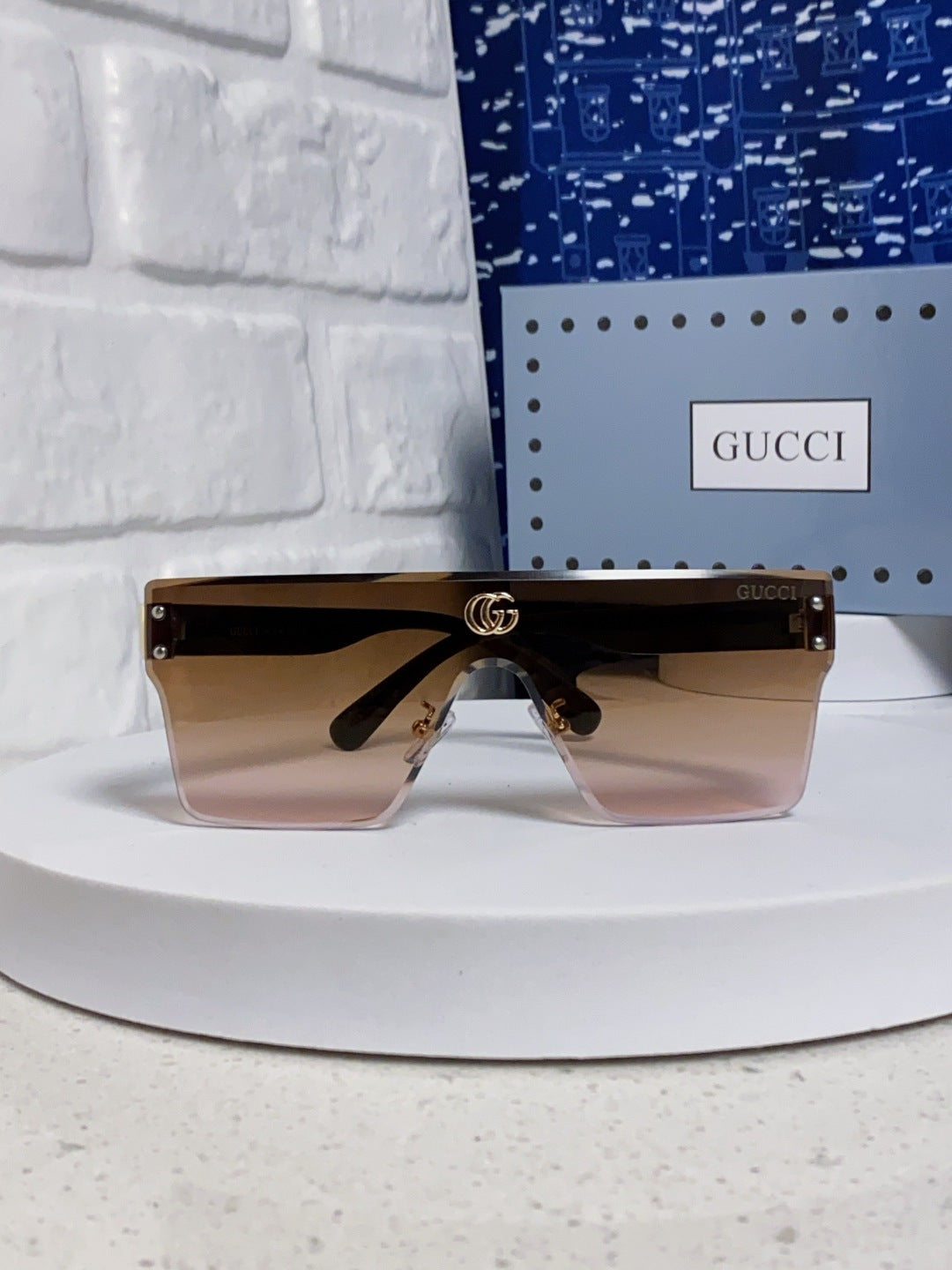 Gucci Square Brown Lens Sunglasses for Women - 464958 - detail image 2