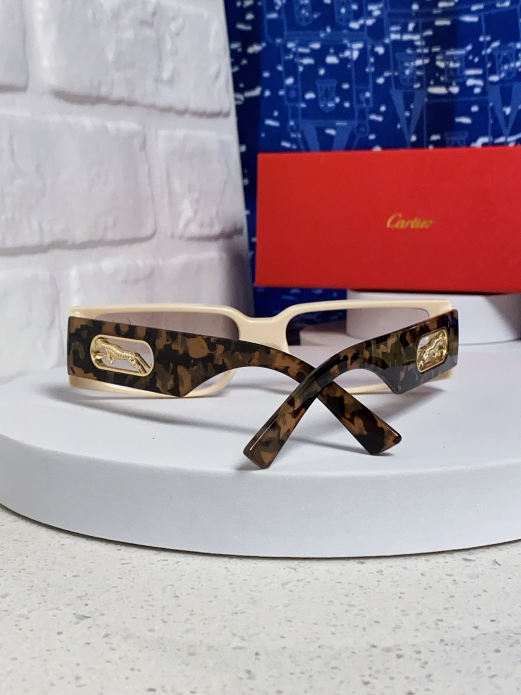 Cartier Fashion Brown Lens Sunglasses for Women - 465782 - detail image 3