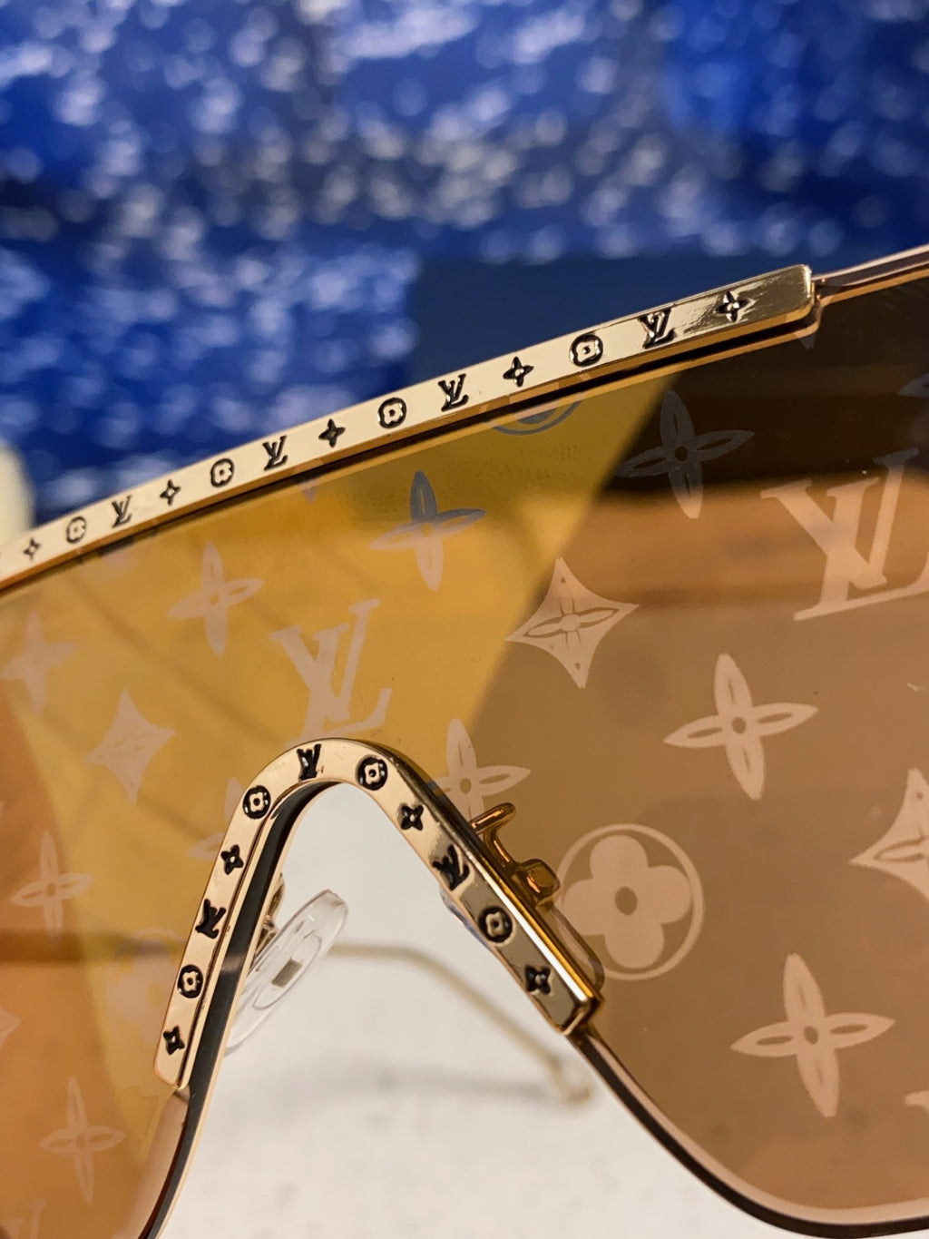 Louis Vuitton Lightweight Rimless Brown Lens Sunglasses for Men & Women - detail image 7