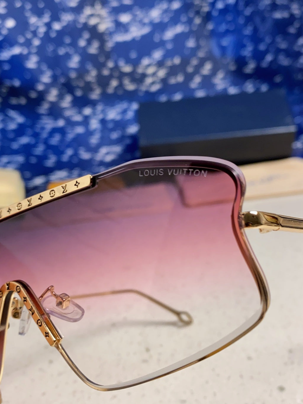 Louis Vuitton Lightweight Rimless Purple Lens Sunglasses for Men & Women - detail image 7