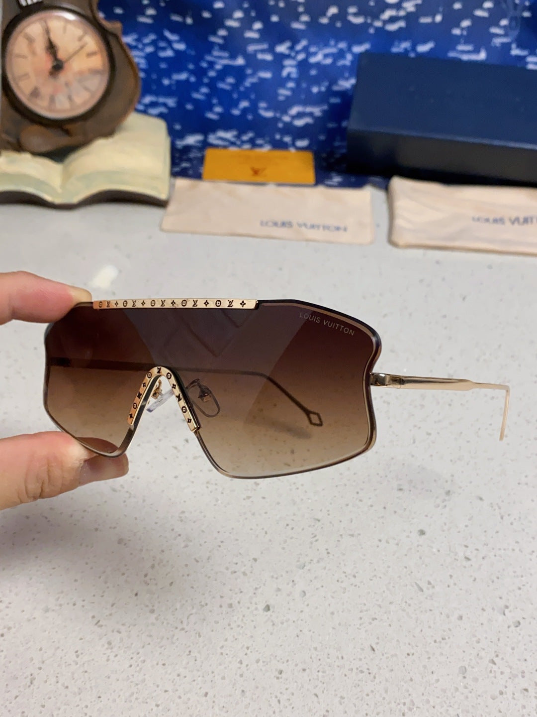 Louis Vuitton Lightweight Rimless Red Lens Sunglasses for Men & Women - detail image 6