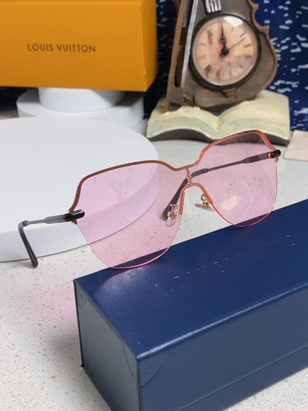 Louis Vuitton Lightweight Rimless Silver Lens Sunglasses for Women - 464643 - detail image 7