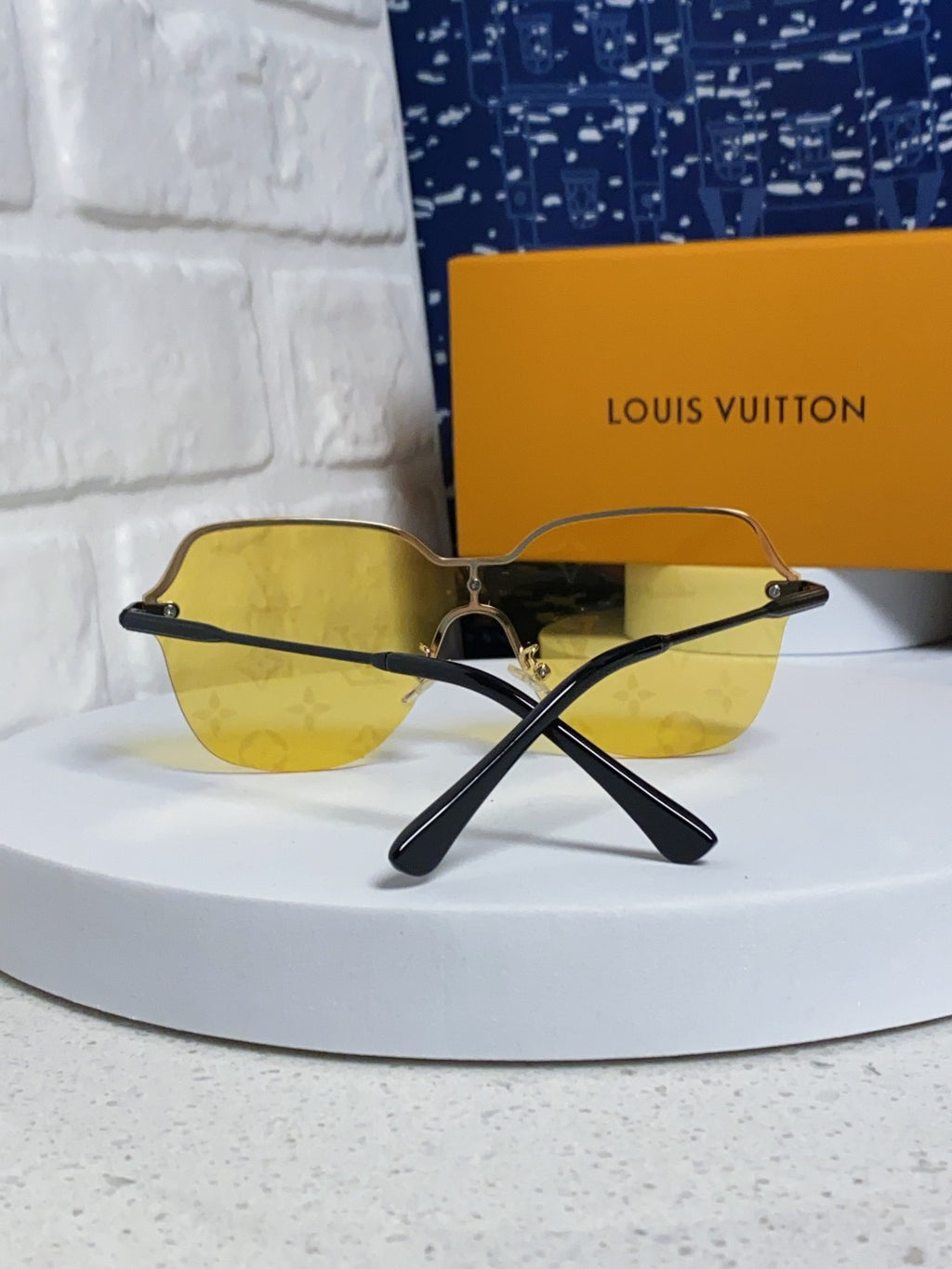 Louis Vuitton Lightweight Rimless Orange Lens Sunglasses for Women - detail image 3