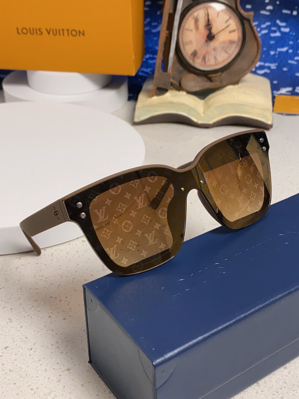 Louis Vuitton Square Brown Lens Sunglasses for Men & Women - 493057 - detail image 10