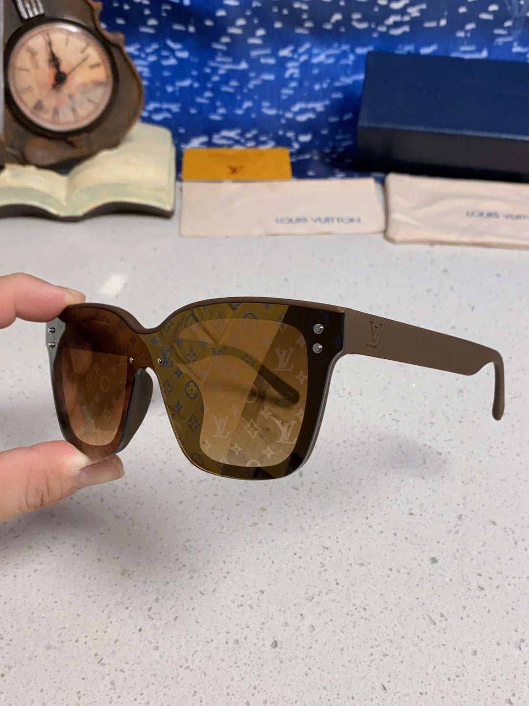 Louis Vuitton Square Brown Lens Sunglasses for Men & Women - 493057 - detail image 6