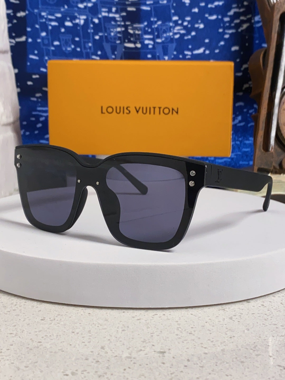 Louis Vuitton Square Gray Lens Sunglasses for Men & Women - 493048