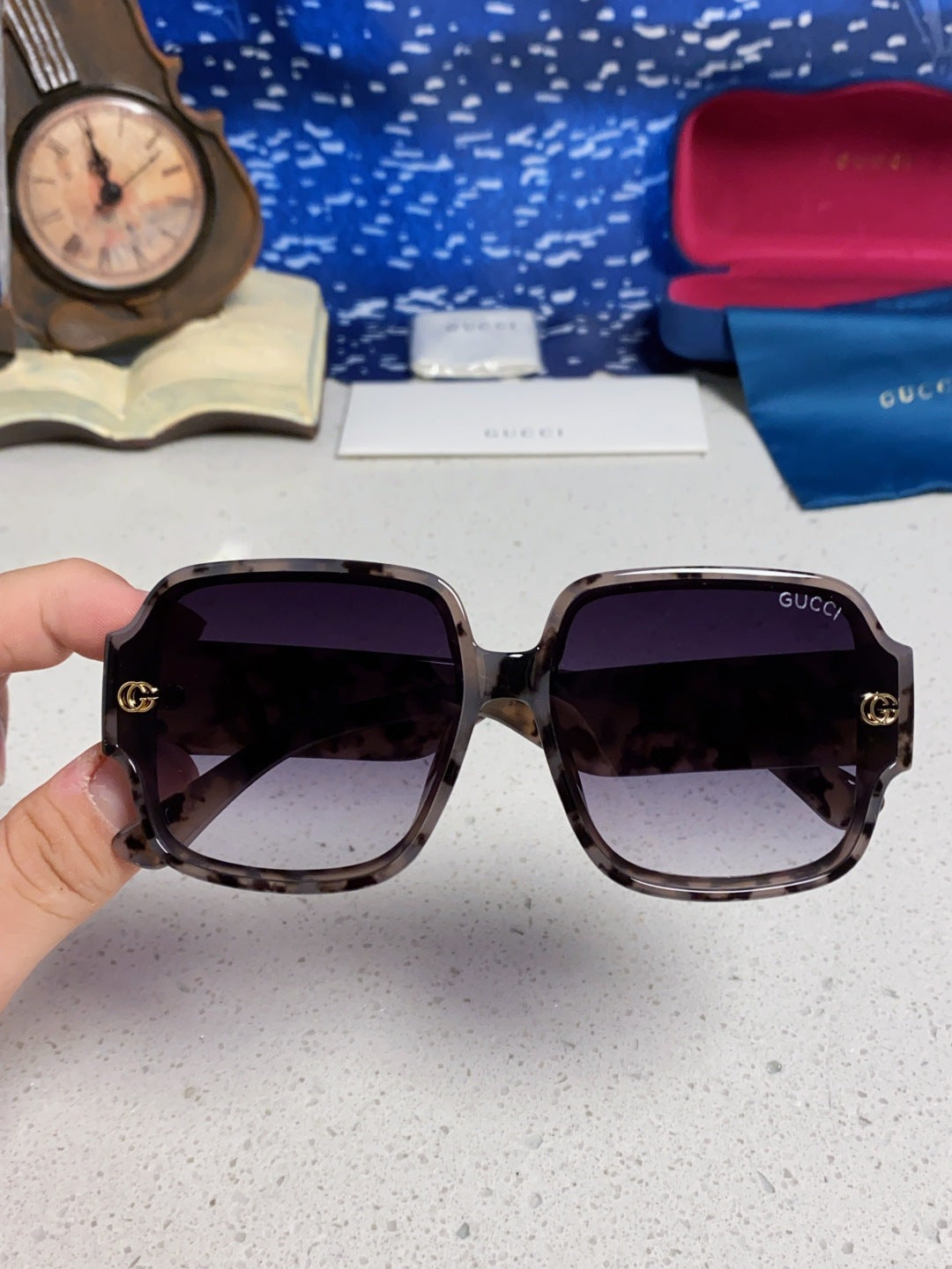 Gucci Fashion Silver Lens Sunglasses for Men & Women - 493349 - detail image 4