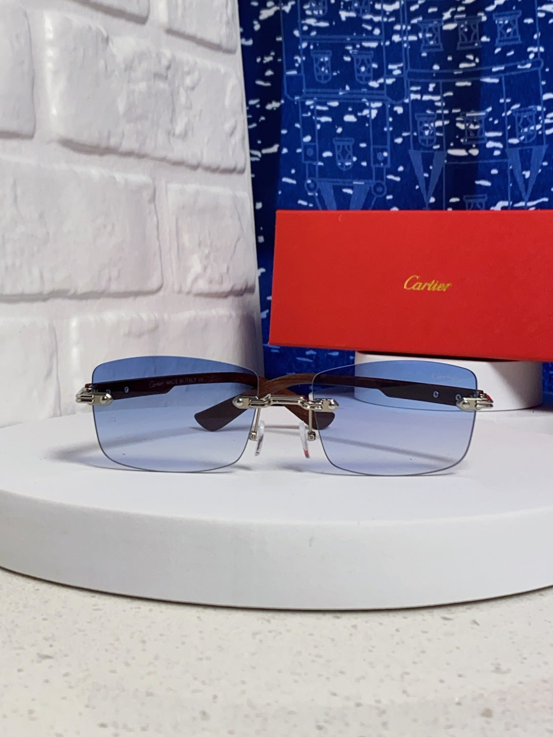 Cartier Lightweight Rimless Blue Lens Sunglasses for Men & Women - 432337 - detail image 2