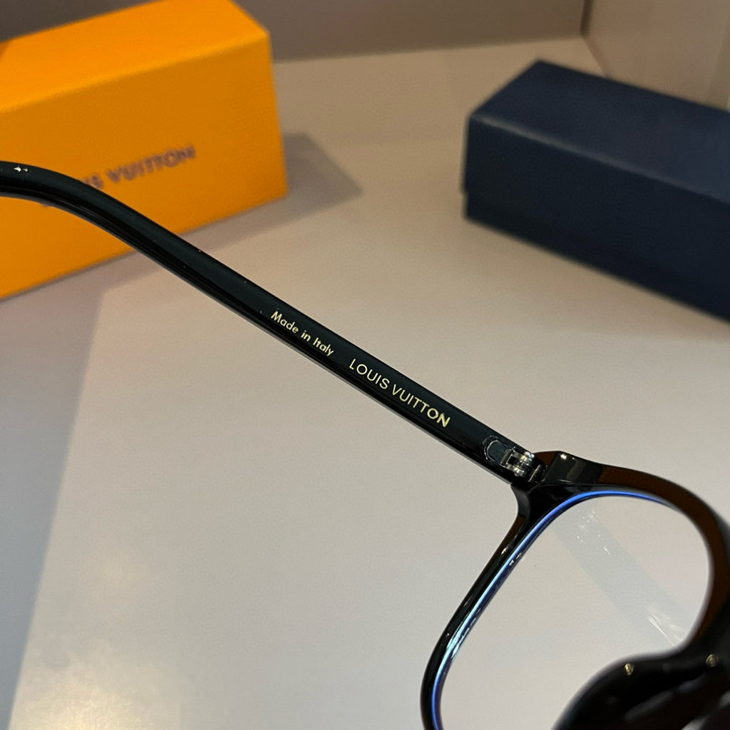 Louis Vuitton Fashion Gold Lens Sunglasses for Men & Women - 431133 - detail image 9