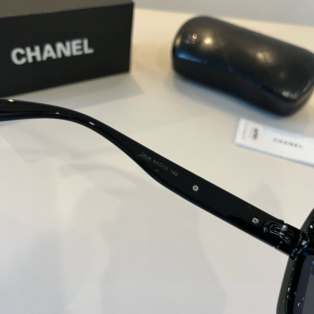 Chanel Fashion Black Lens Sunglasses for Men & Women - 431562 - detail image 9
