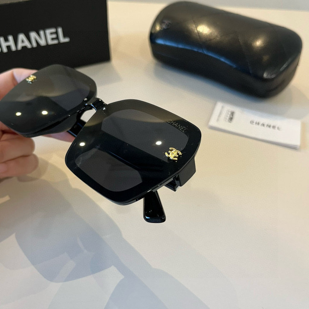 Chanel Fashion Black Lens Sunglasses for Men & Women - 431562 - detail image 6