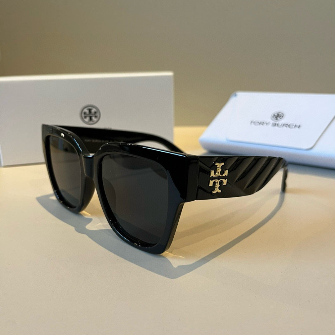 Burberry Fashion Black Lens Sunglasses for Men & Women - 466003 - detail image 3