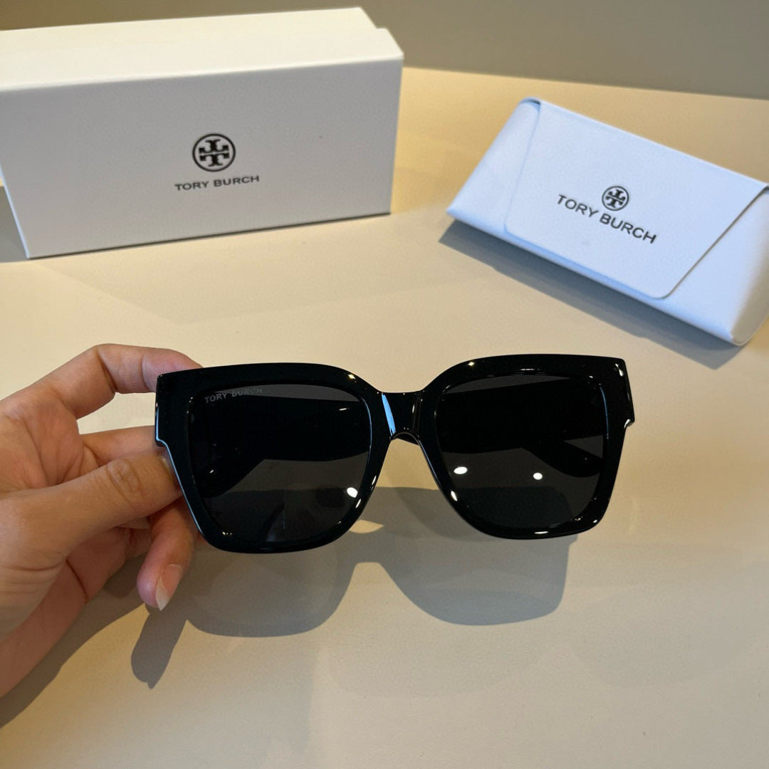 Burberry Fashion Black Lens Sunglasses for Men & Women - 466003 - detail image 5