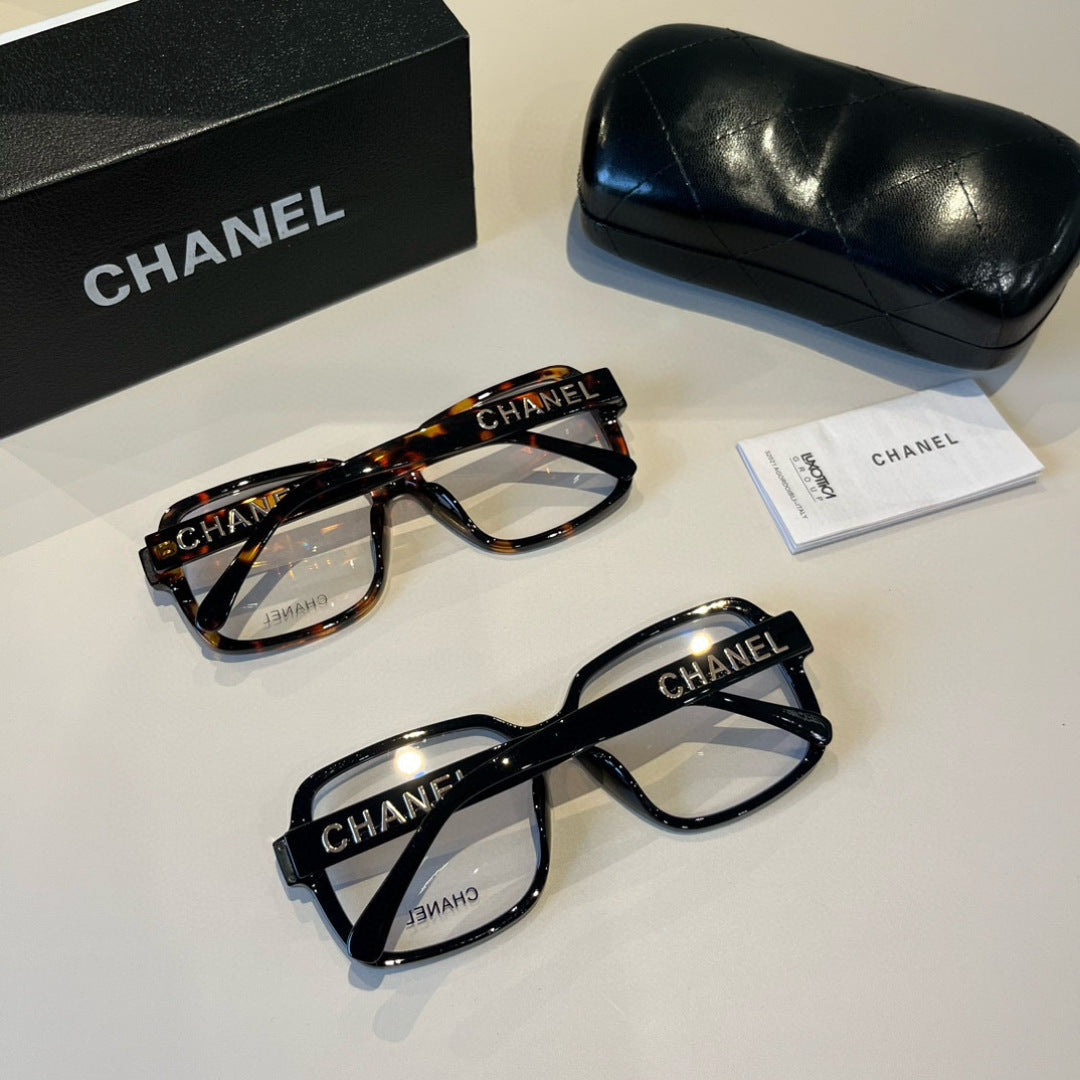 Chanel Oversized Silver Lens Sunglasses for Men & Women - 486577 - detail image 12