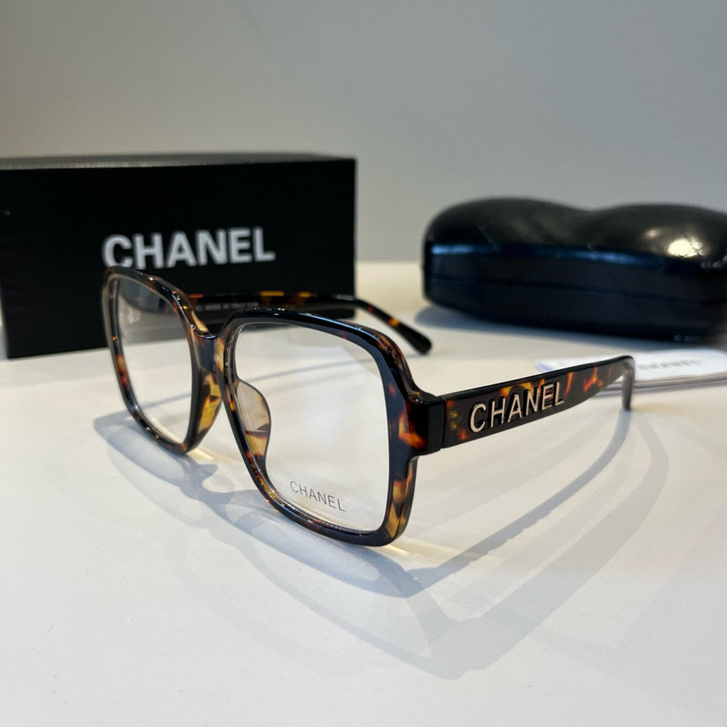 Chanel Oversized Silver Lens Sunglasses for Men & Women - 486577 - detail image 3
