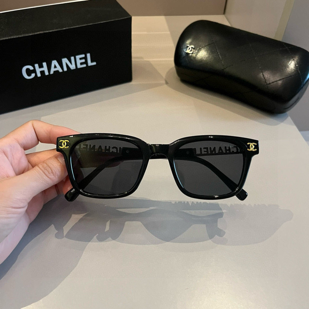 Chanel Oversized Silver Lens Sunglasses for Men & Women - 493573 - detail image 3