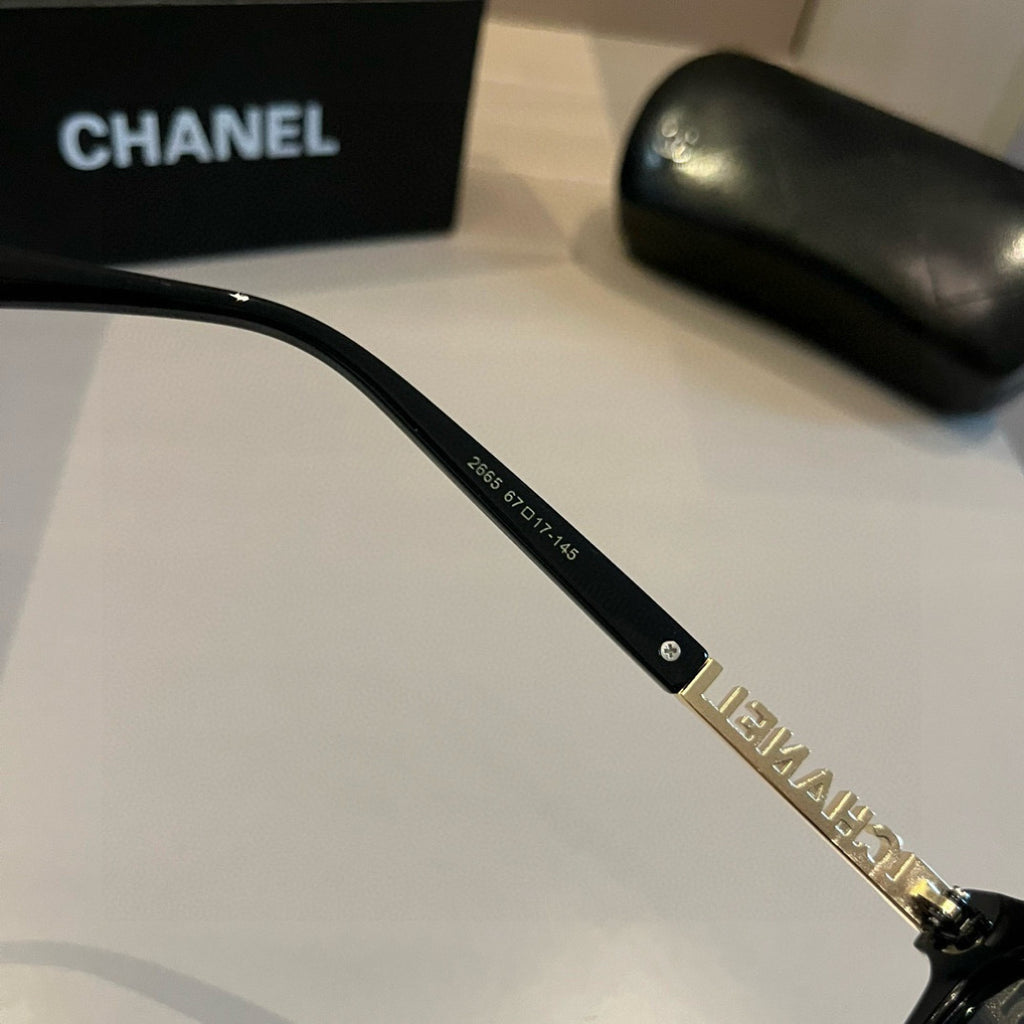 Chanel Oversized Silver Lens Sunglasses for Men & Women - 493573 - detail image 9