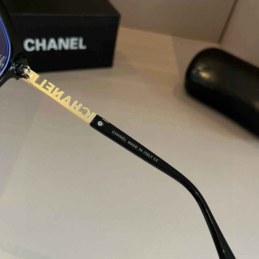 Chanel Oversized Silver Lens Sunglasses for Men & Women - 493574 - detail image 7