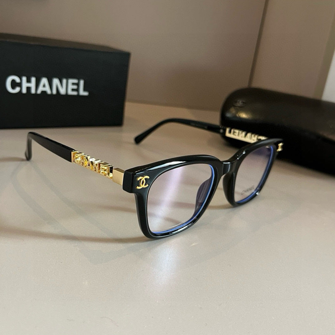 Chanel Oversized Silver Lens Sunglasses for Men & Women - 493574