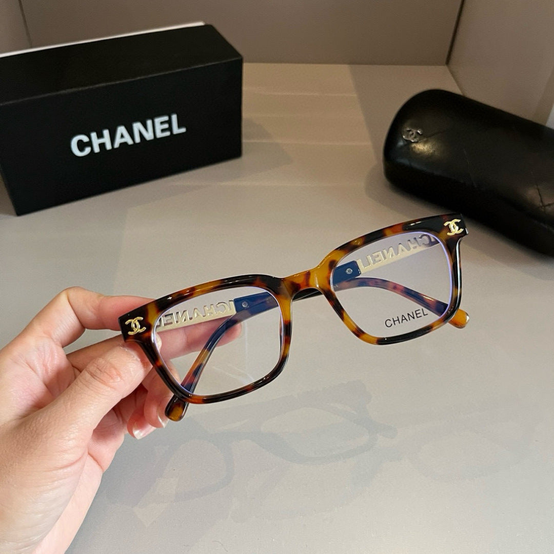 Chanel Oversized Brown Lens Sunglasses for Men & Women - detail image 2