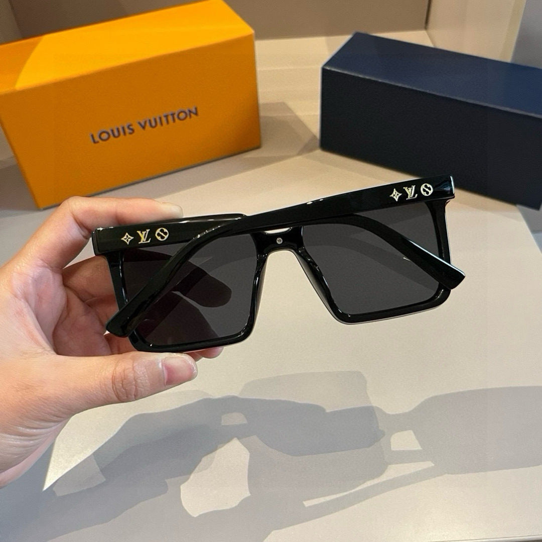Louis Vuitton Fashion Gold Lens Sunglasses for Men & Women - 464688 - detail image 5