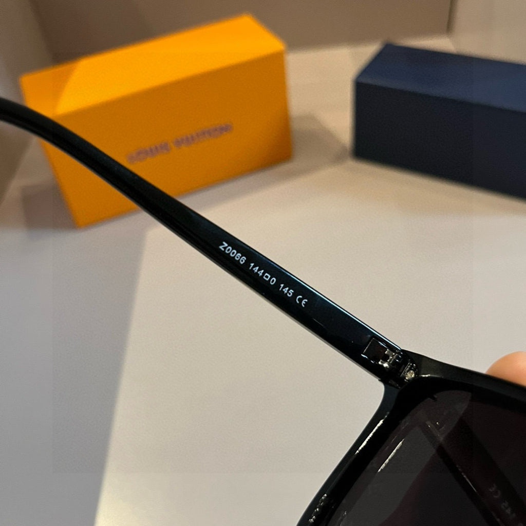 Louis Vuitton Fashion Gold Lens Sunglasses for Men & Women - 464690 - detail image 9