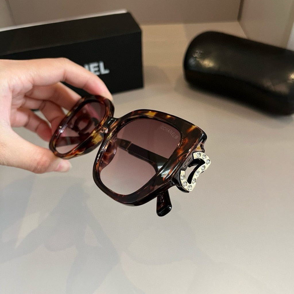 Chanel Fashion Brown Lens Sunglasses for Men & Women - 465140 - detail image 4