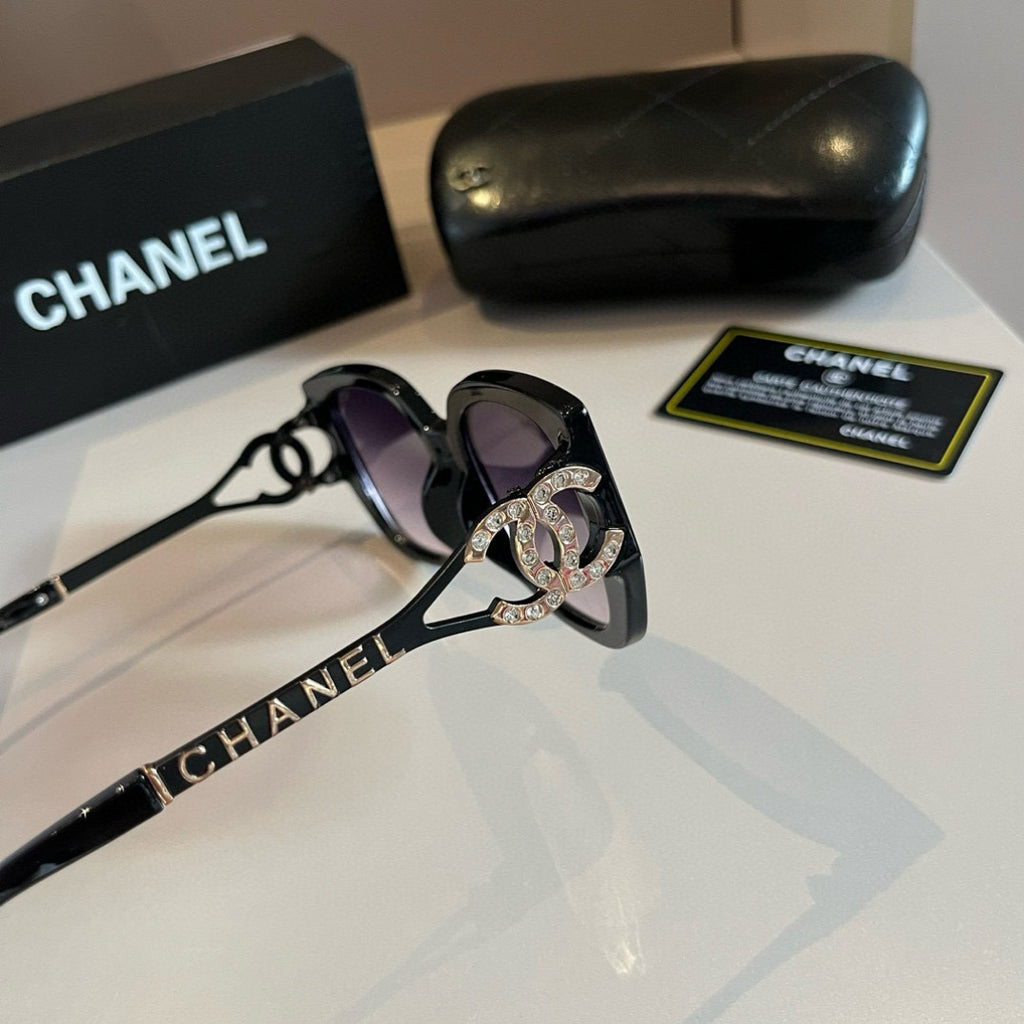 Chanel Fashion Silver Lens Sunglasses for Men & Women - 465142 - detail image 2