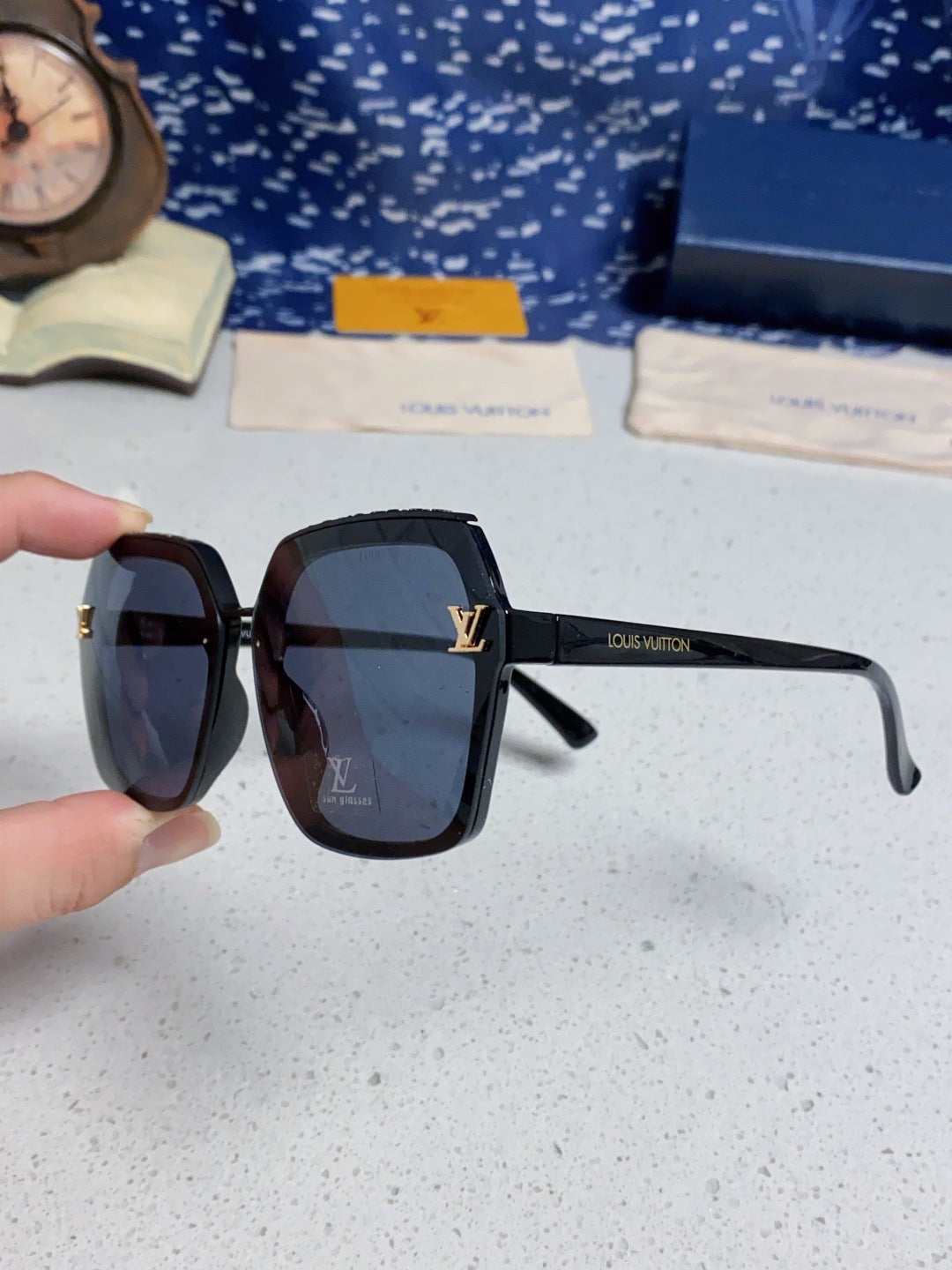 Louis Vuitton Polarized Square Blue Lens Sunglasses for Women - detail image 6