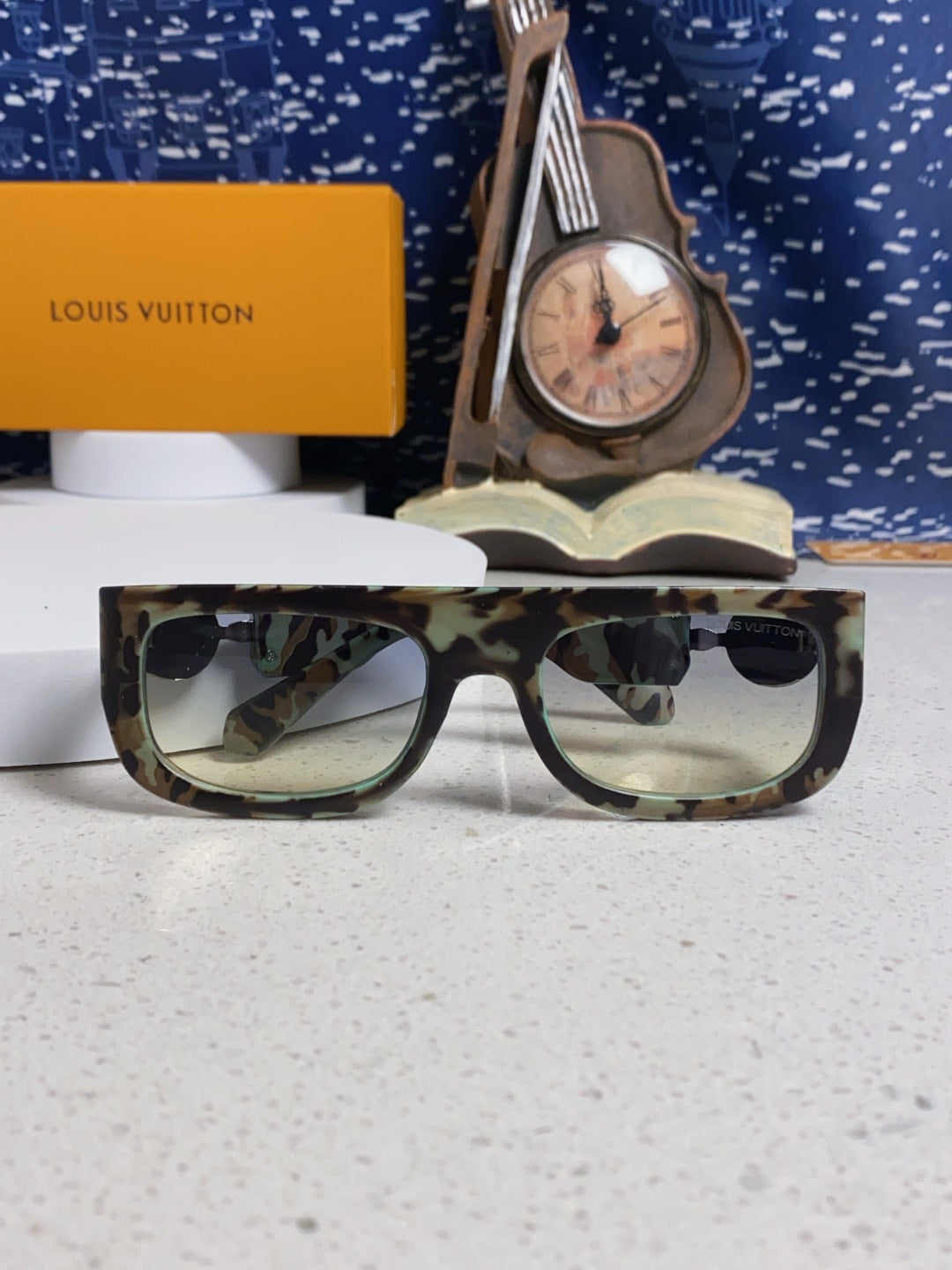 Louis Vuitton Square Silver Lens Sunglasses for Men & Women - 431112 - detail image 8