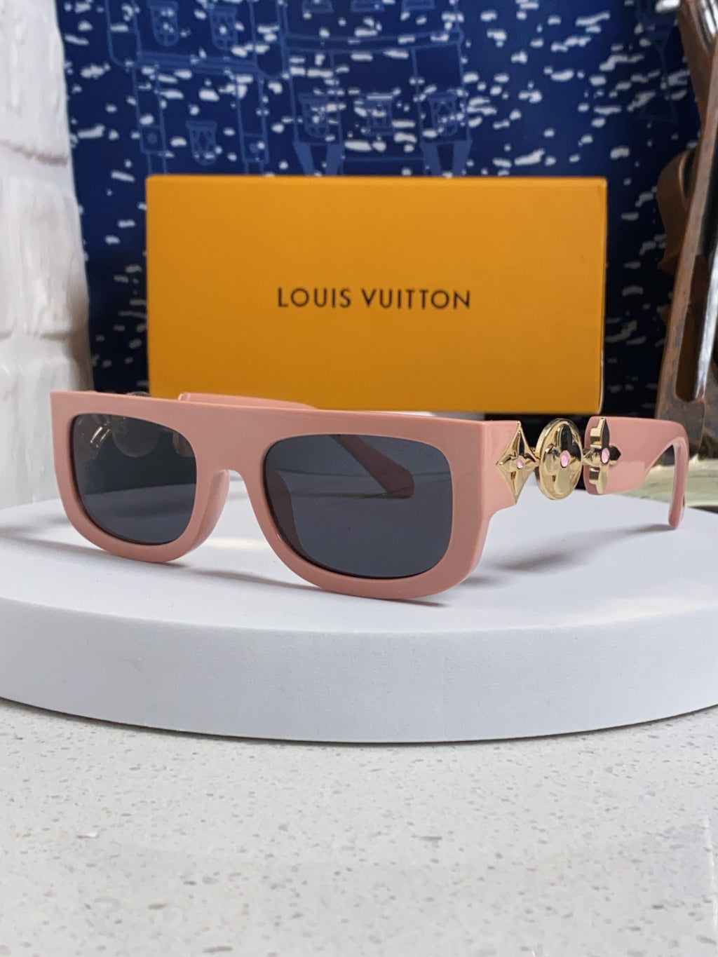 Louis Vuitton Square Red Lens Sunglasses for Men & Women - 431113