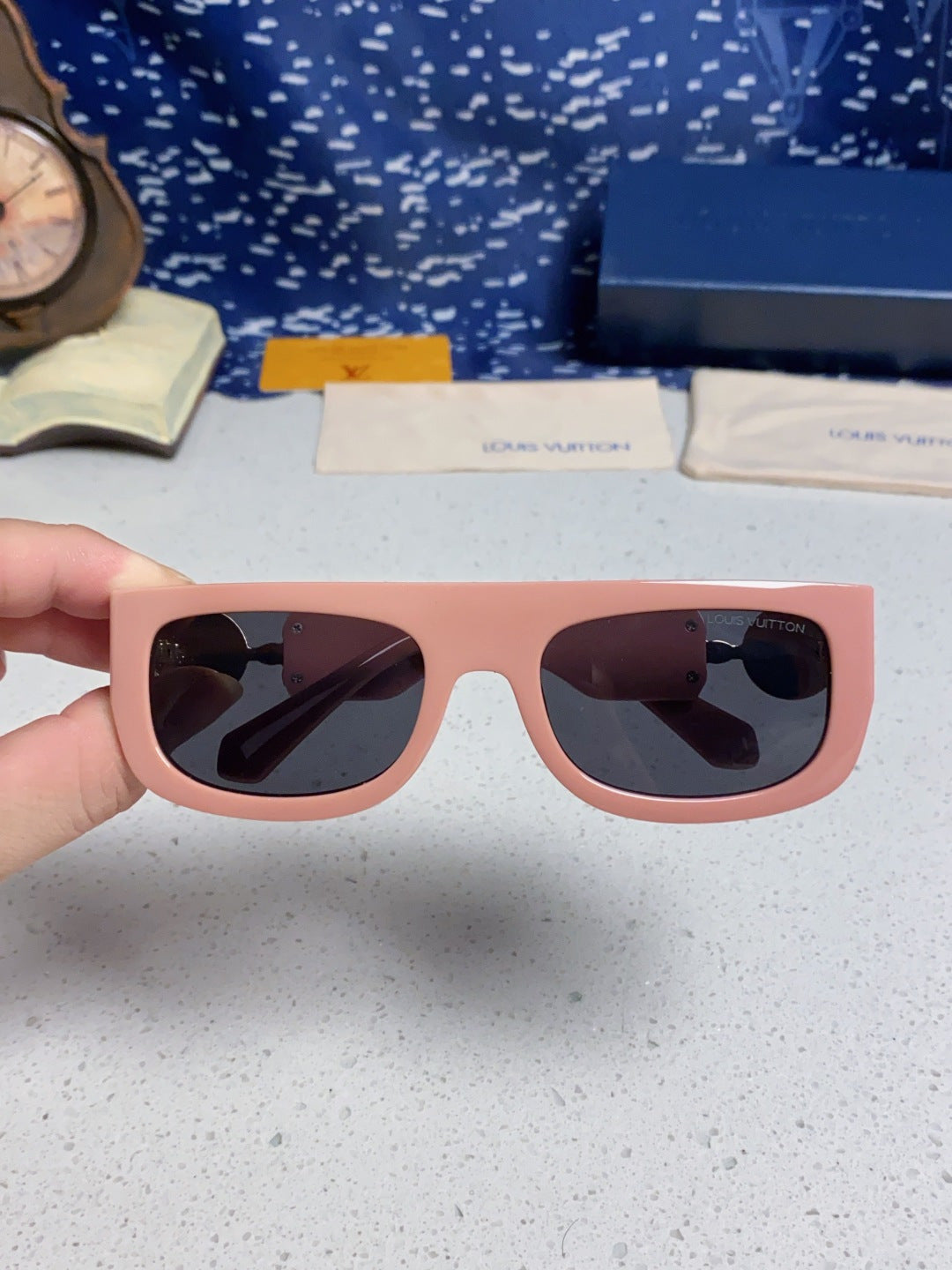 Louis Vuitton Square Red Lens Sunglasses for Men & Women - 431113 - detail image 4