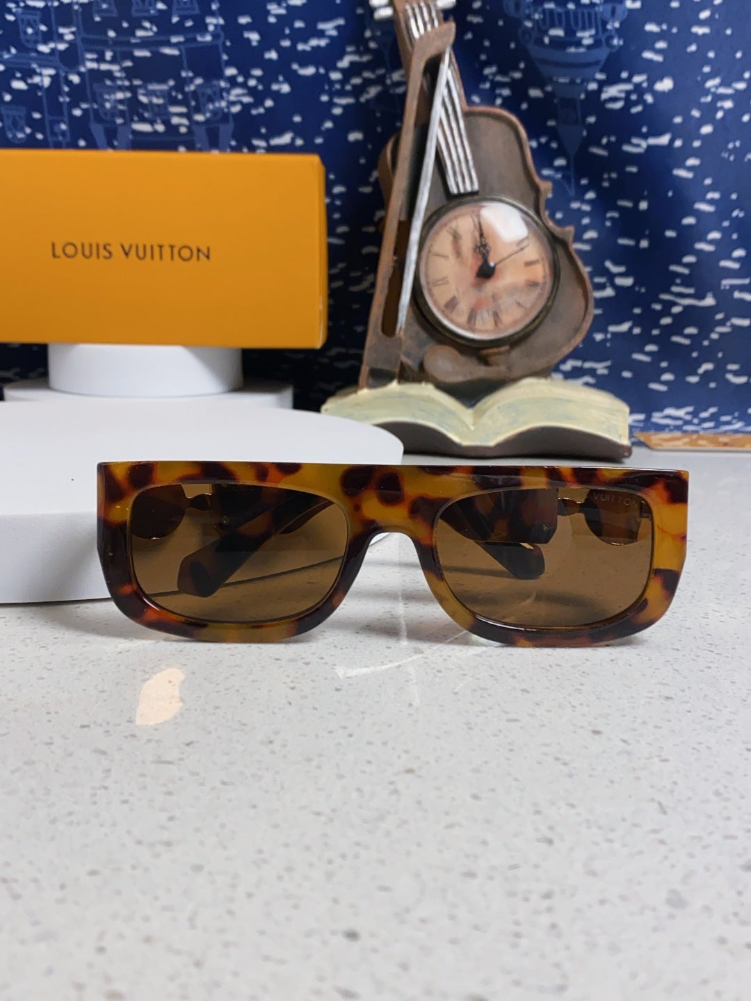Louis Vuitton Square Brown Lens Sunglasses for Men & Women - 431115 - detail image 8