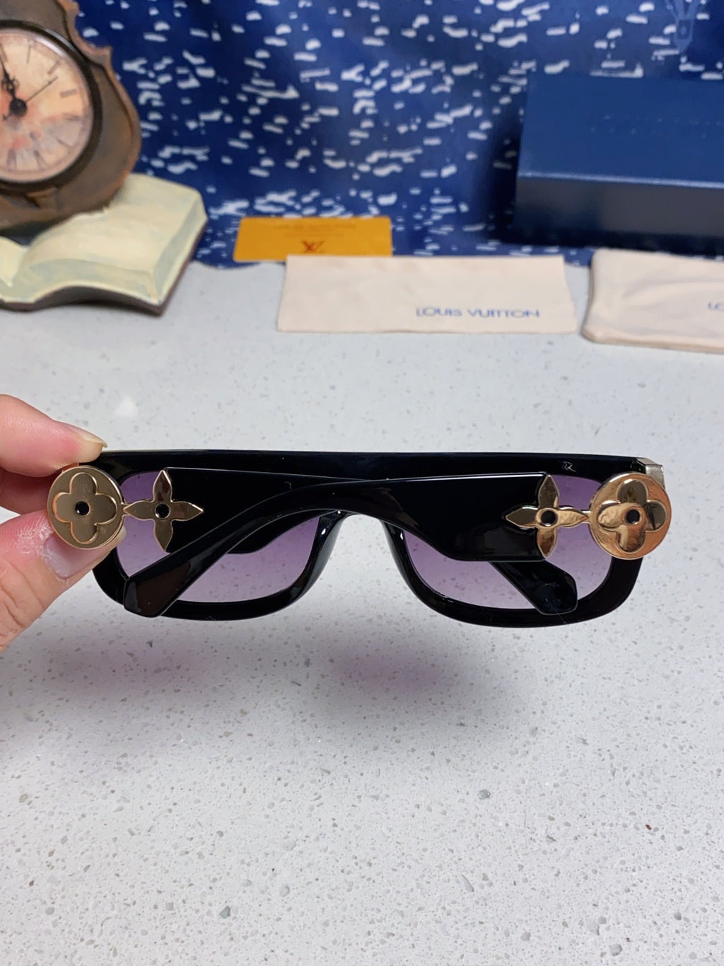 Louis Vuitton Square Brown Lens Sunglasses for Men & Women - 431117 - detail image 5