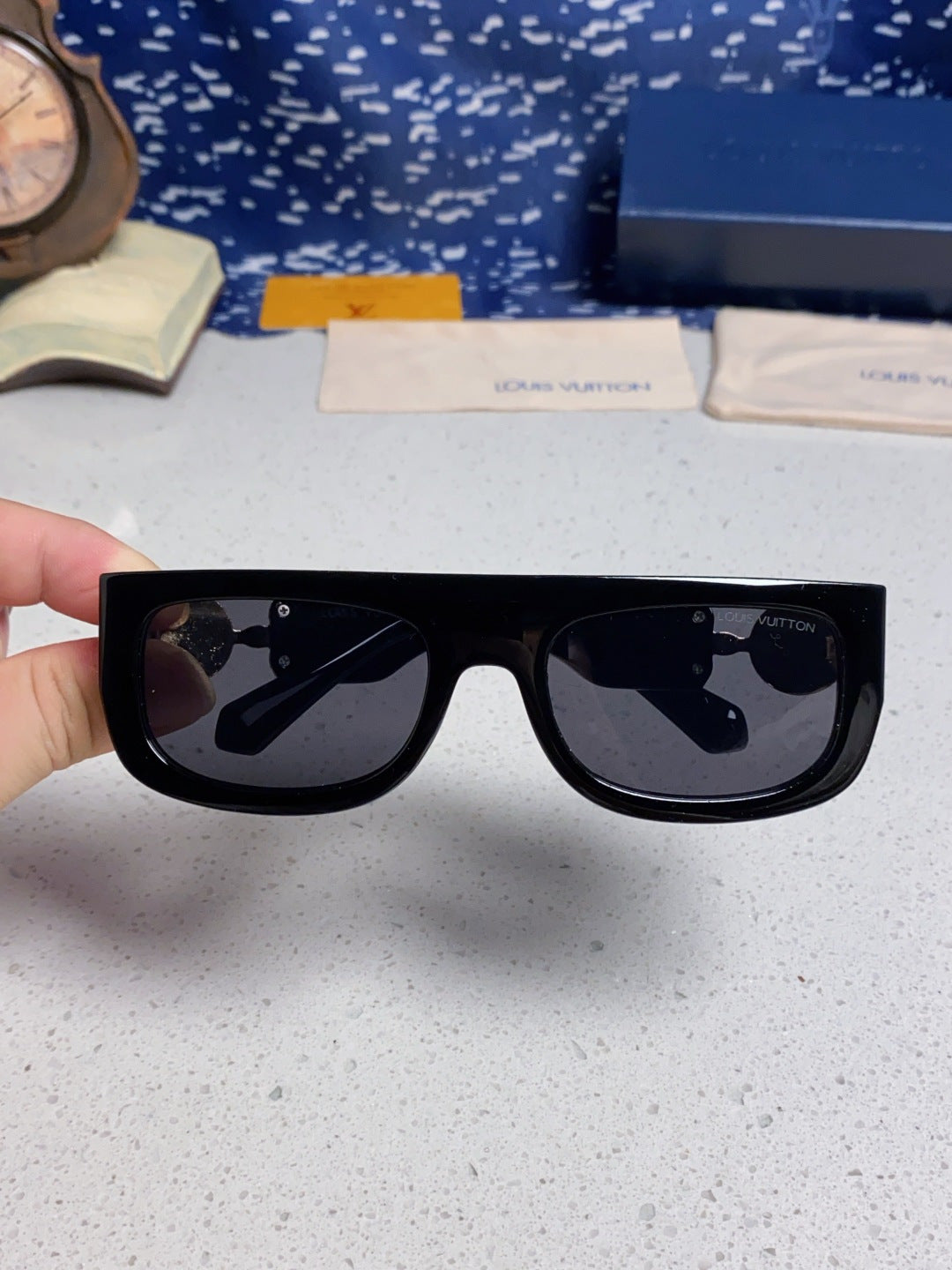 Louis Vuitton Square Black Lens Sunglasses for Men & Women - 431118 - detail image 5