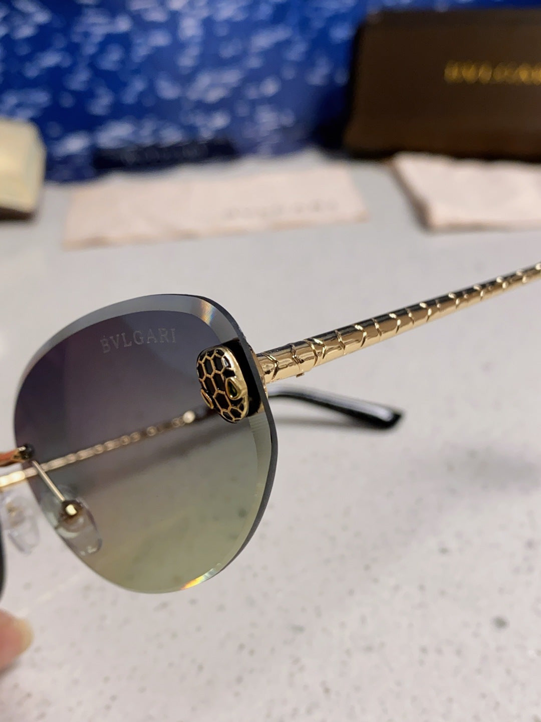 Bottega Veneta Lightweight Metal Rimless Silver Lens Sunglasses - 466348 - detail image 7