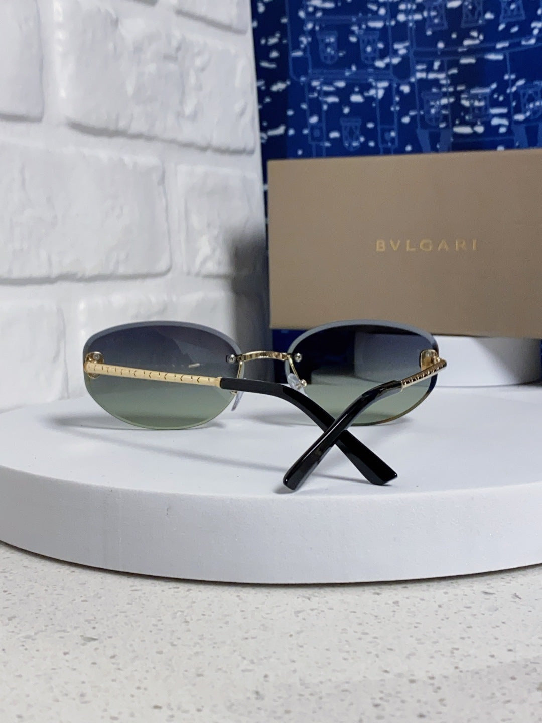 Bottega Veneta Lightweight Metal Rimless Silver Lens Sunglasses - 466348 - detail image 3