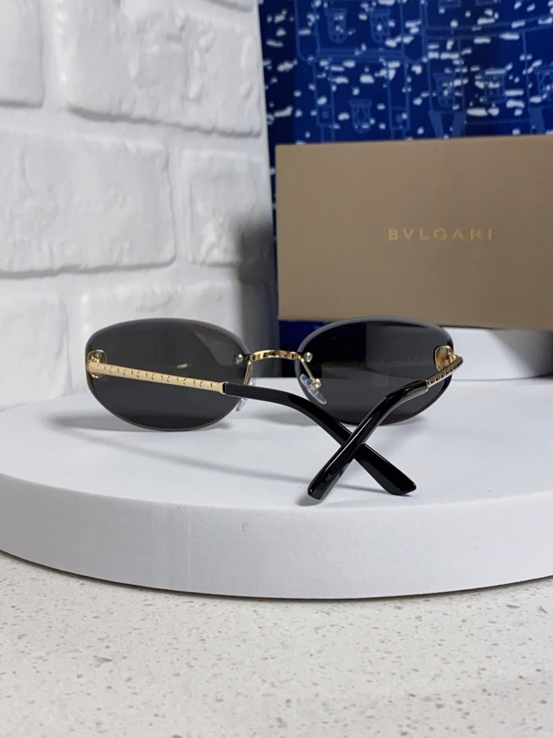 Bottega Veneta Lightweight Metal Rimless Silver Lens Sunglasses - detail image 3