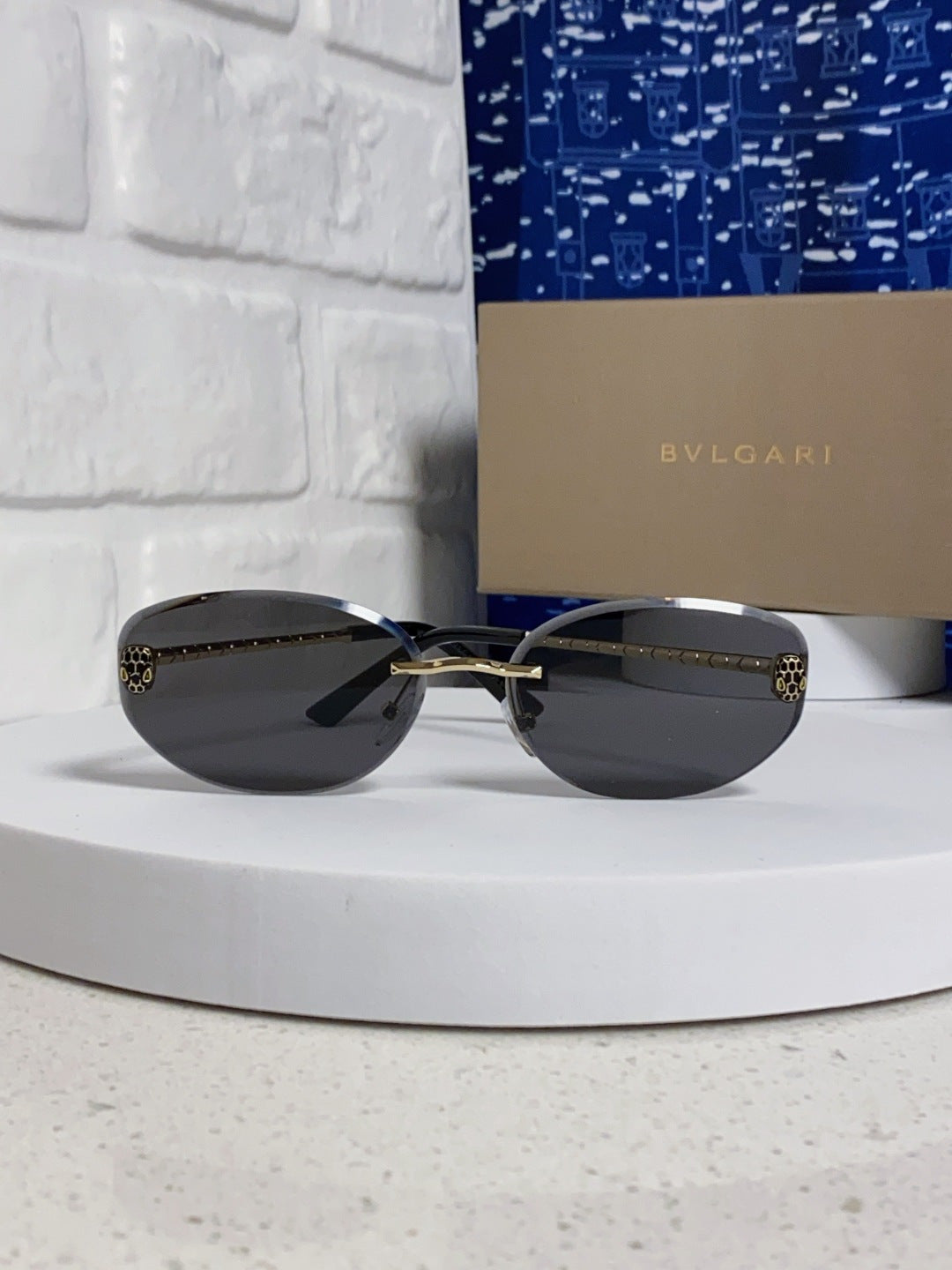 Bottega Veneta Lightweight Metal Rimless Silver Lens Sunglasses - detail image 2