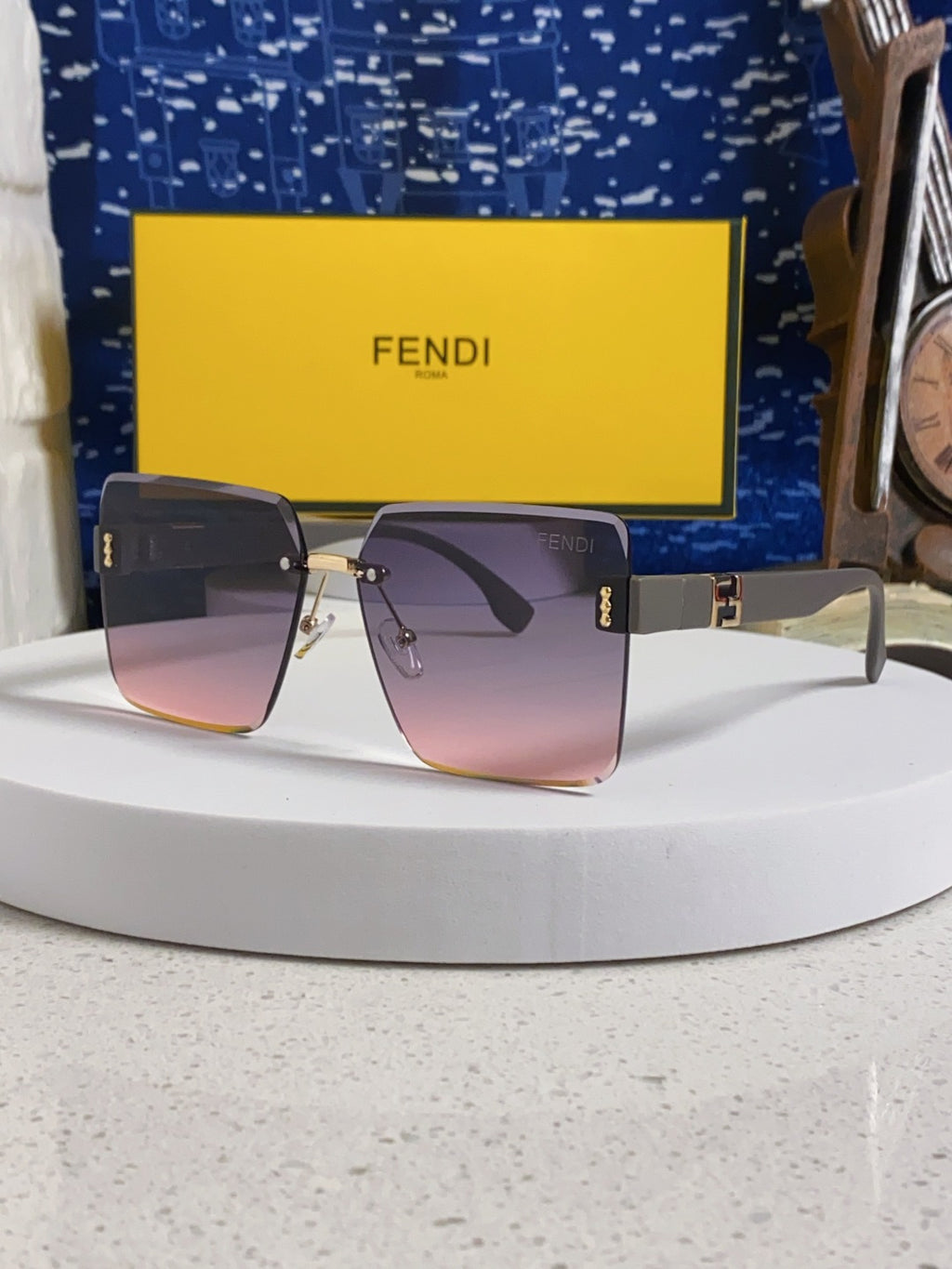 Fendi Lightweight Rimless Silver Lens Sunglasses for Women - 466182