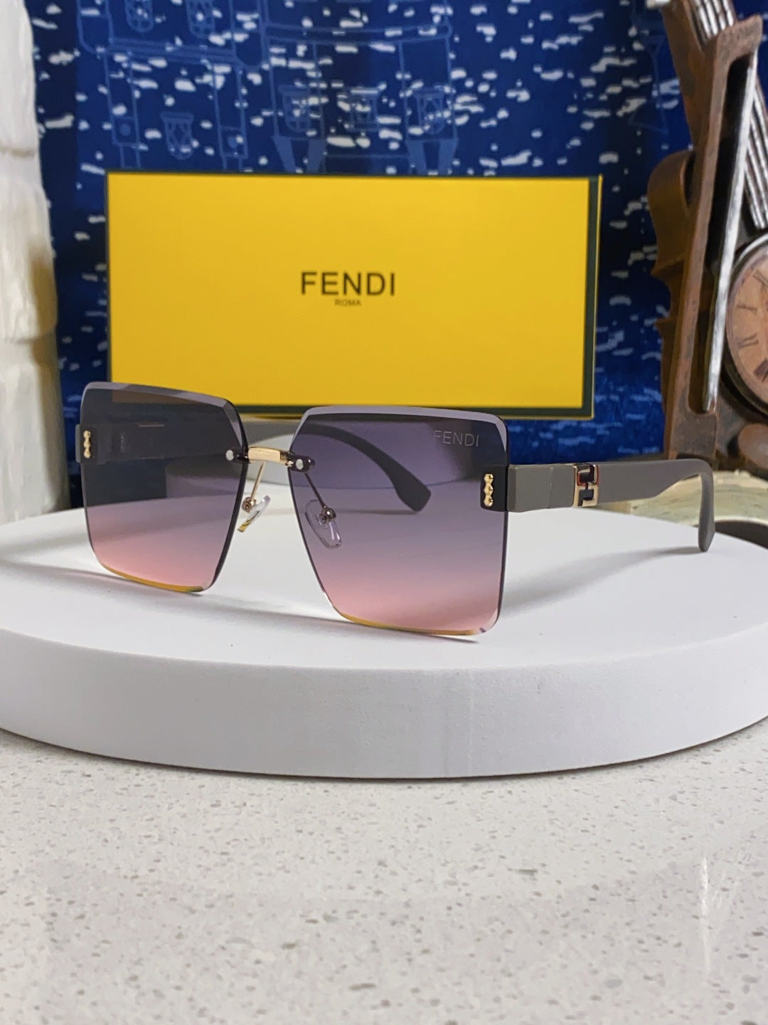 Fendi Lightweight Rimless Silver Lens Sunglasses for Women - 466182