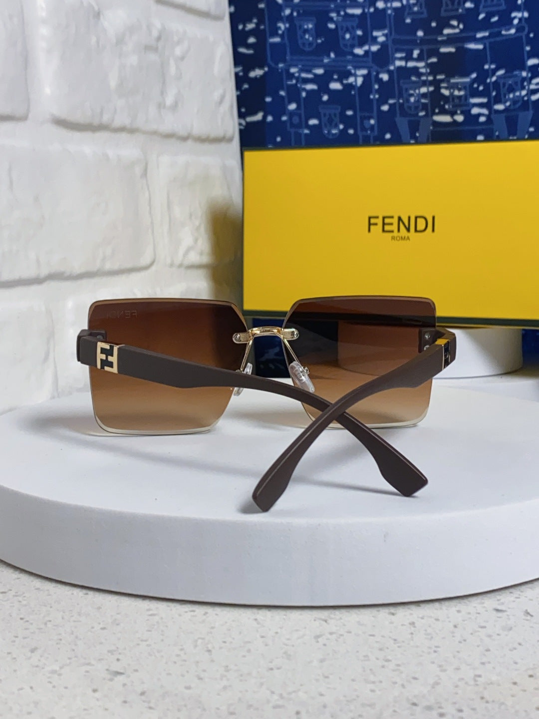 Fendi Lightweight Rimless Brown Lens Sunglasses for Women - detail image 3