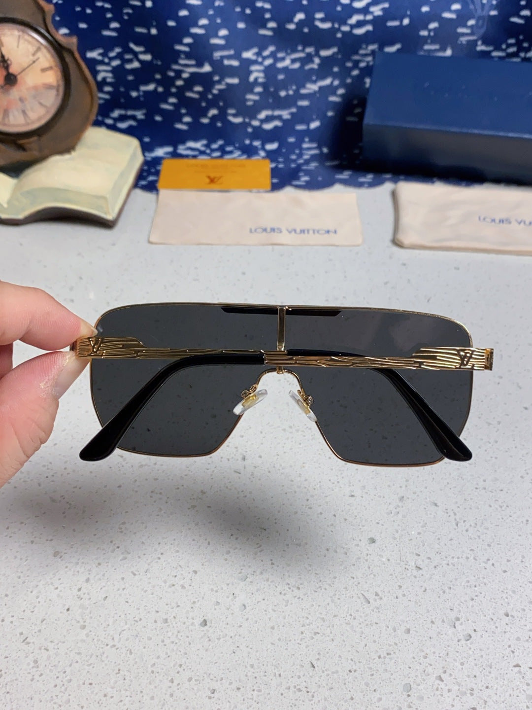 Louis Vuitton Square Black Lens Sunglasses for Men & Women - detail image 5