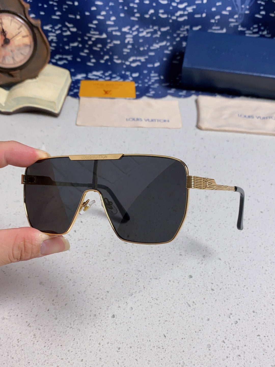 Louis Vuitton Square Black Lens Sunglasses for Men & Women - detail image 6