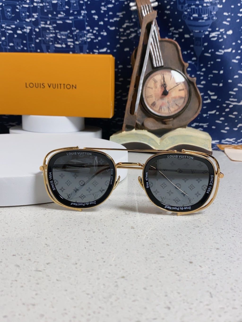 Louis Vuitton Round Silver Lens Sunglasses for Men & Women - detail image 9