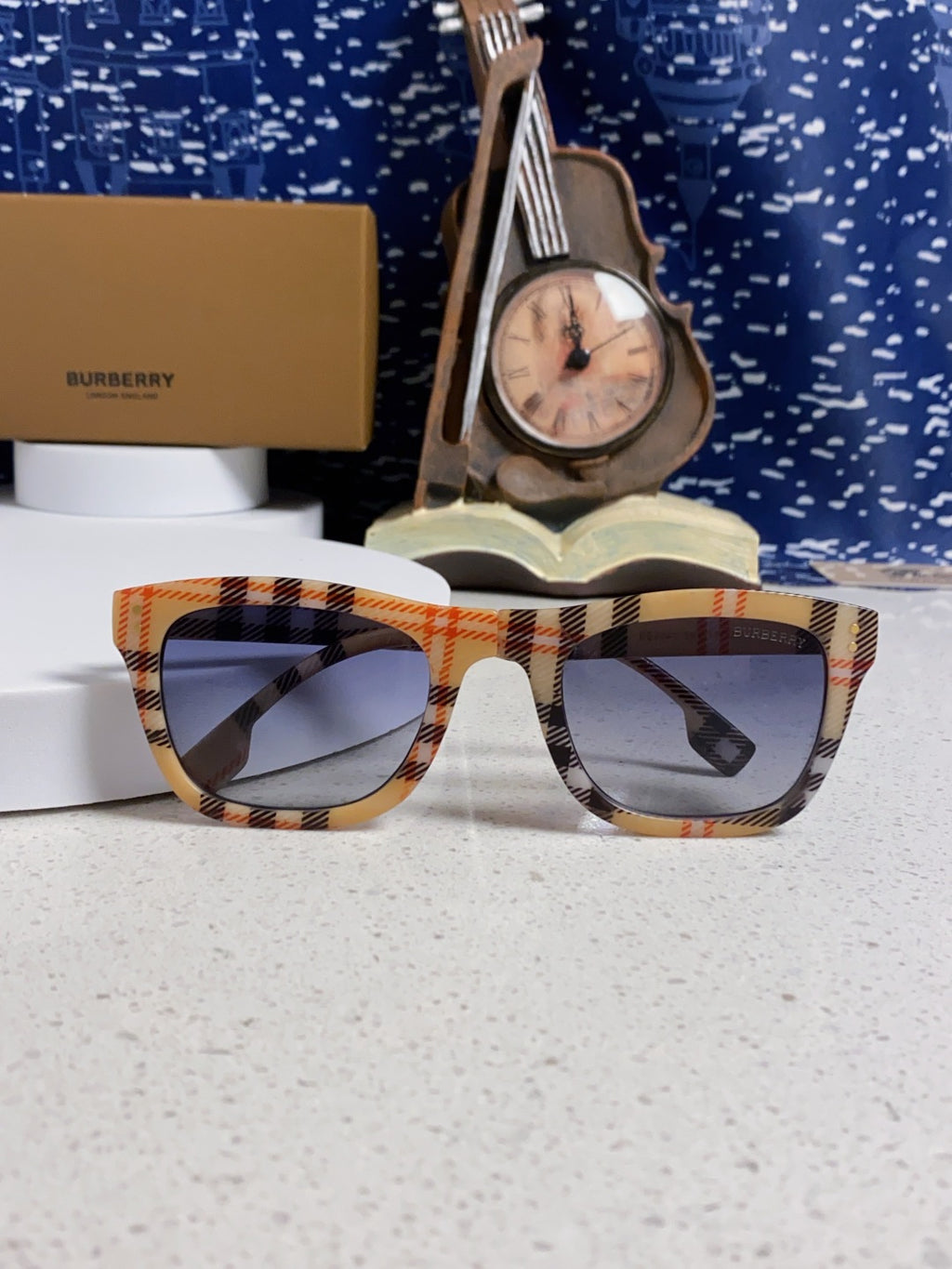 Burberry Folding Fashion Brown Lens Sunglasses for Men & Women - 487444 - detail image 9