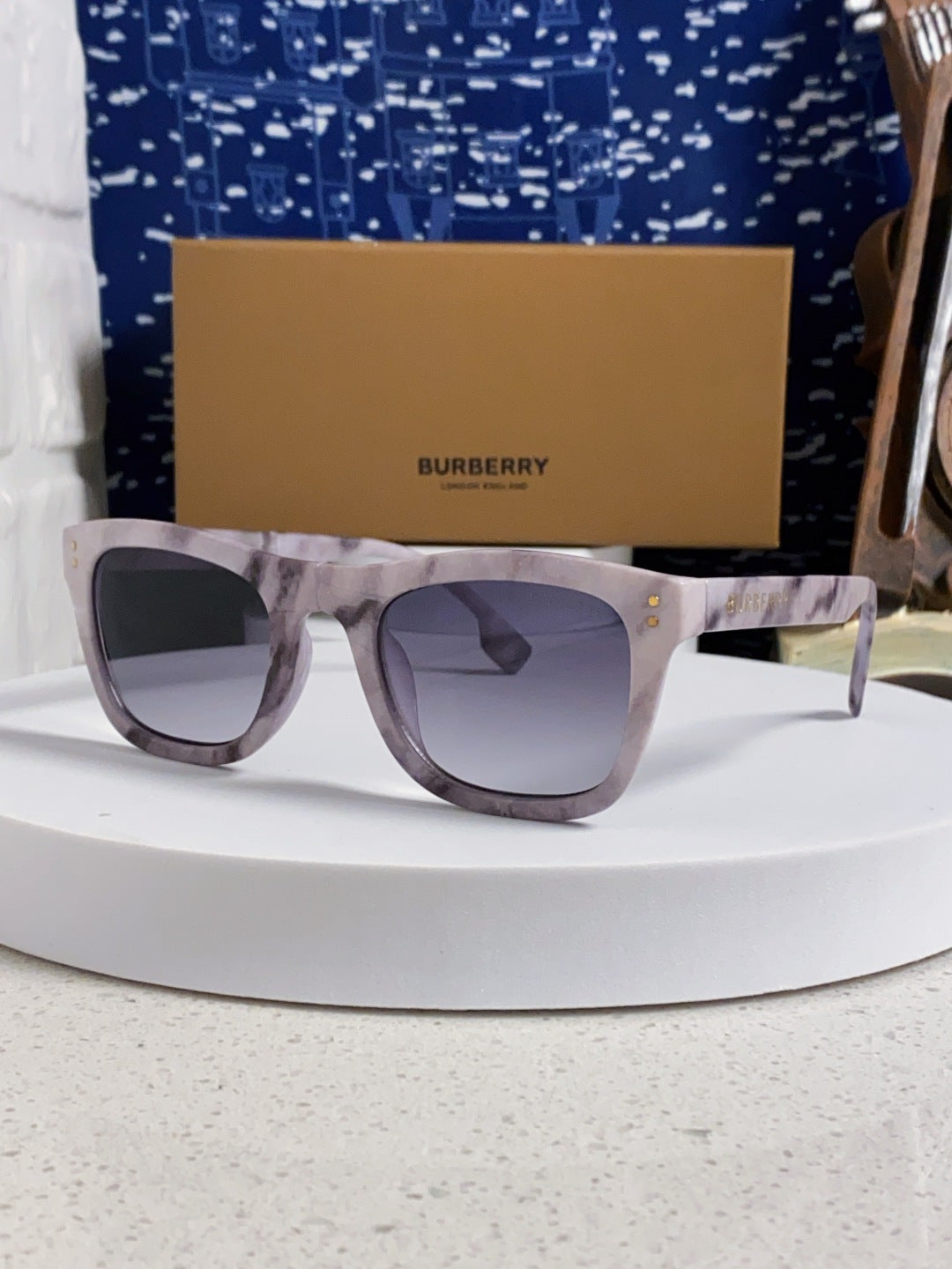 Burberry Folding Fashion Silver Lens Sunglasses for Men & Women - 487445