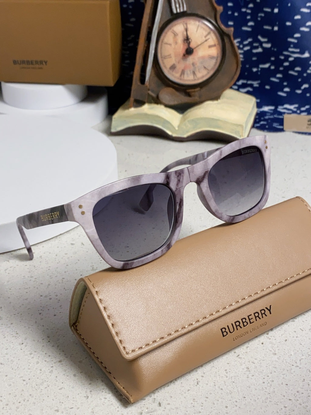 Burberry Folding Fashion Silver Lens Sunglasses for Men & Women - 432410 - detail image 10