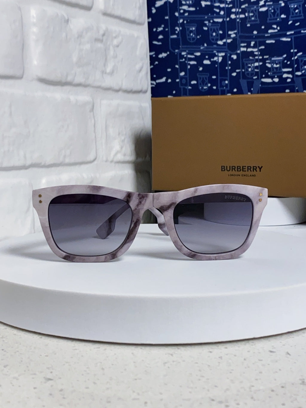 Burberry Folding Fashion Silver Lens Sunglasses for Men & Women - 487445 - detail image 2