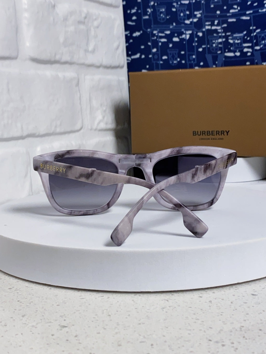 Burberry Folding Fashion Silver Lens Sunglasses for Men & Women - 487445 - detail image 3